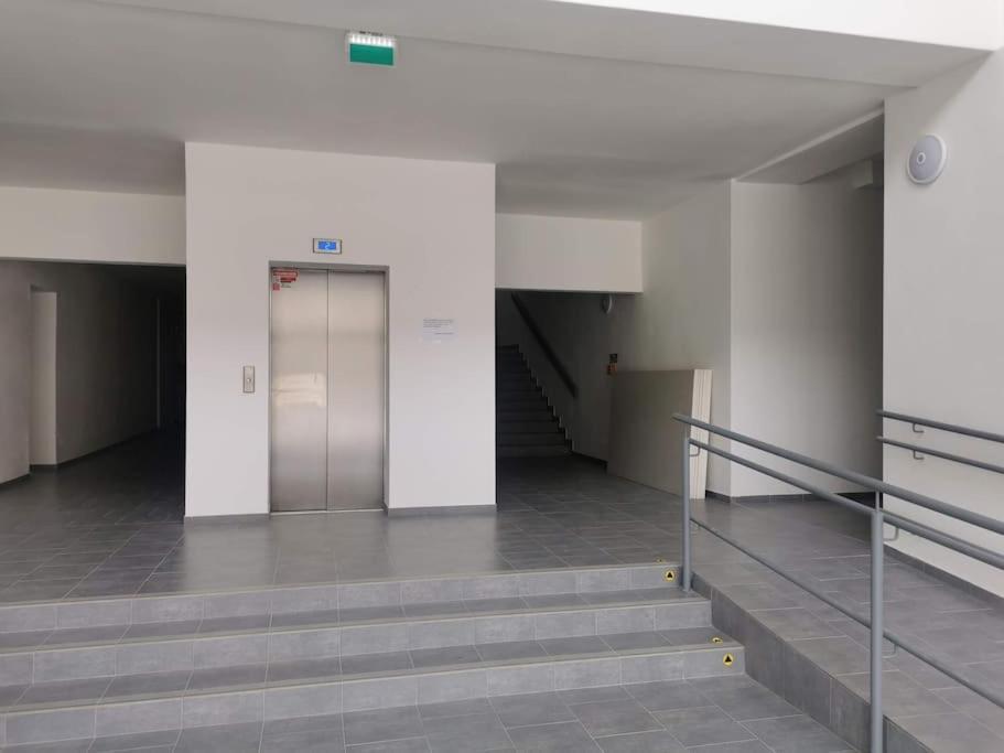 Liptovský Mikuláš Apartament מראה חיצוני תמונה